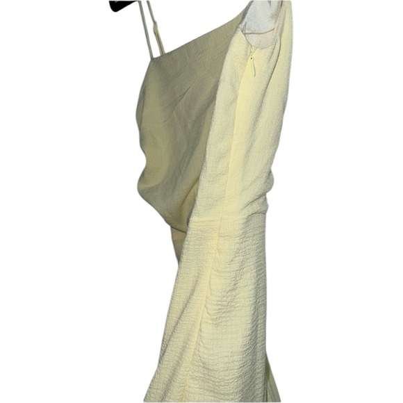 SHEIN Yellow Midi Dress Size L (8–10) – Sleeveless, Chic & Flattering - Picture 2 of 9